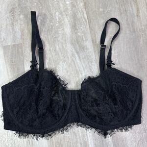 Victoria’s Secret Black Lace Dream Angels push-up without padding Bra Size 34DD